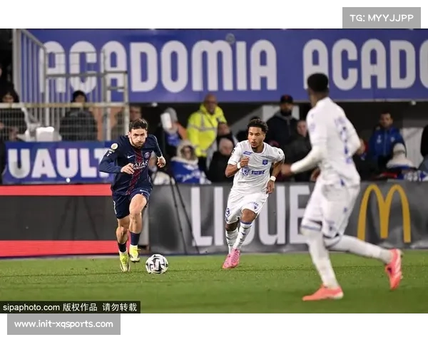 巴尔科拉制胜球,巴黎客场一球小胜欧塞尔